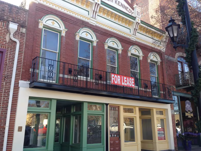 New retailer opening in Artist Row before Masters